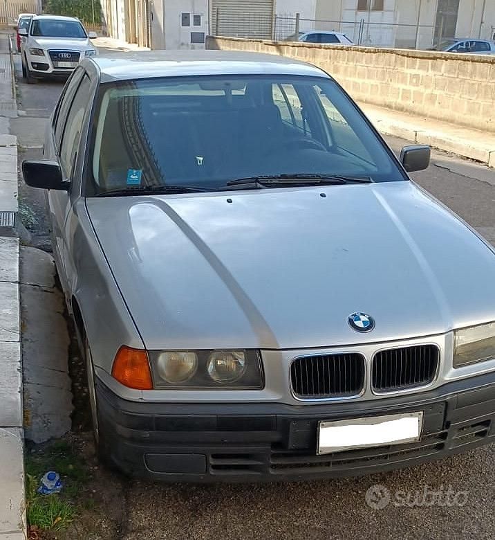 Usata BMW 318 115 CV (84 kW) 1995 Berlina