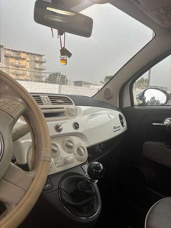 Usata Fiat 500 Lounge 75 CV (55 kW) 2008 Bianco Utilitaria