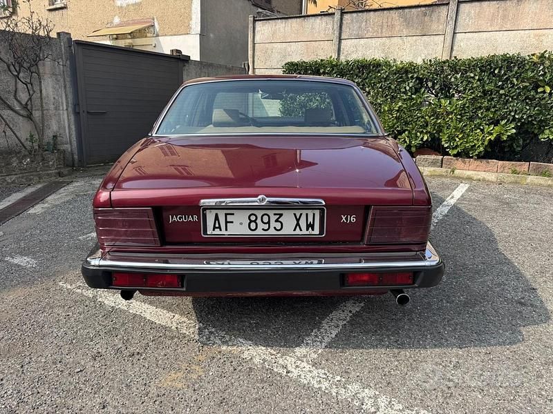 Usata Jaguar XJ6 159 CV (116 kW) 1989 Rosso Berlina