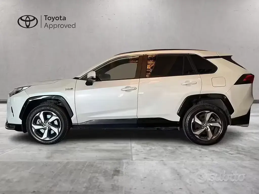 Usata Toyota RAV4 Hybrid 306 CV (225 kW) 2022 Bianco SUV
