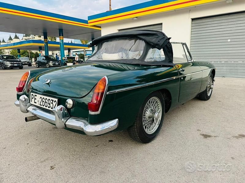 Usata MG B 1960 Verde Cabrio