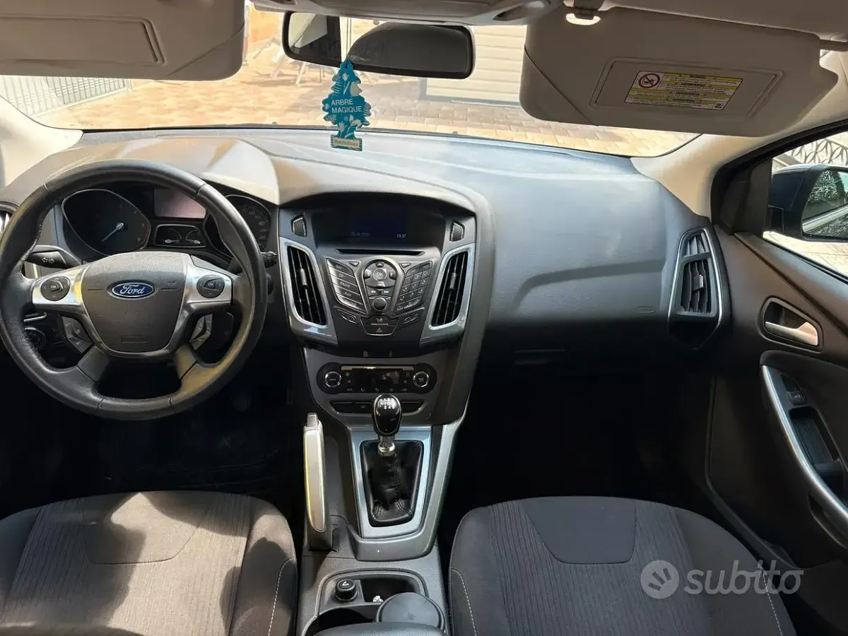 Usata Ford Focus Titanium 115 CV (84 kW) 2011 Station wagon