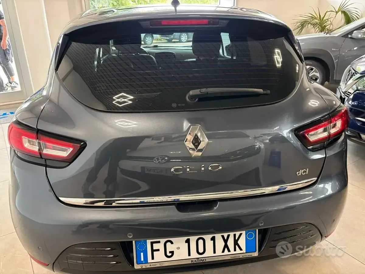 Occasion Renault Clio GrandTour Intens 90 ch (66 kW) 2016 Gris Break