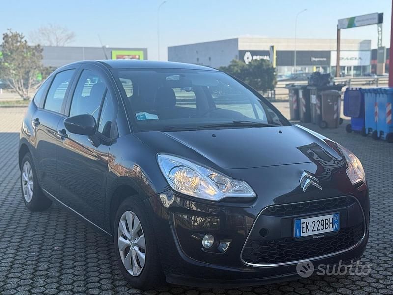 Nero Usata 2011 Citroën C3 Seduction Tre volumi | 2699 € (Ottimo prezzo) - Immagine 1/4