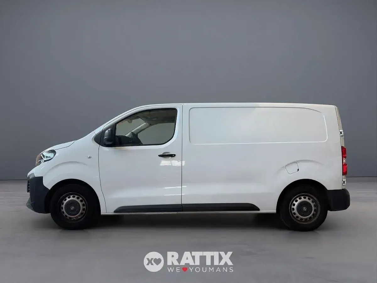 Usata Opel Vivaro-e Combi 144 CV (105 kW) 2025 Bianco Monovolume