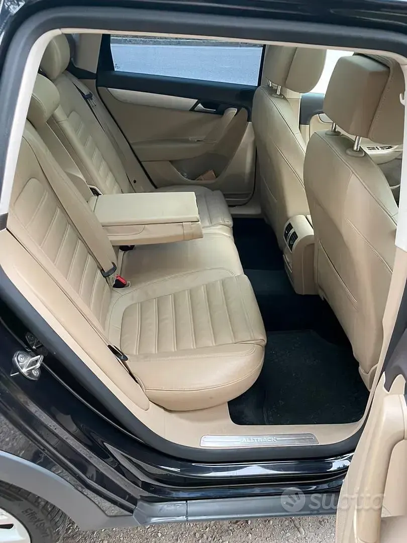 Usata VW Passat Alltrack 140 CV (102 kW) 2013 Nero Station wagon