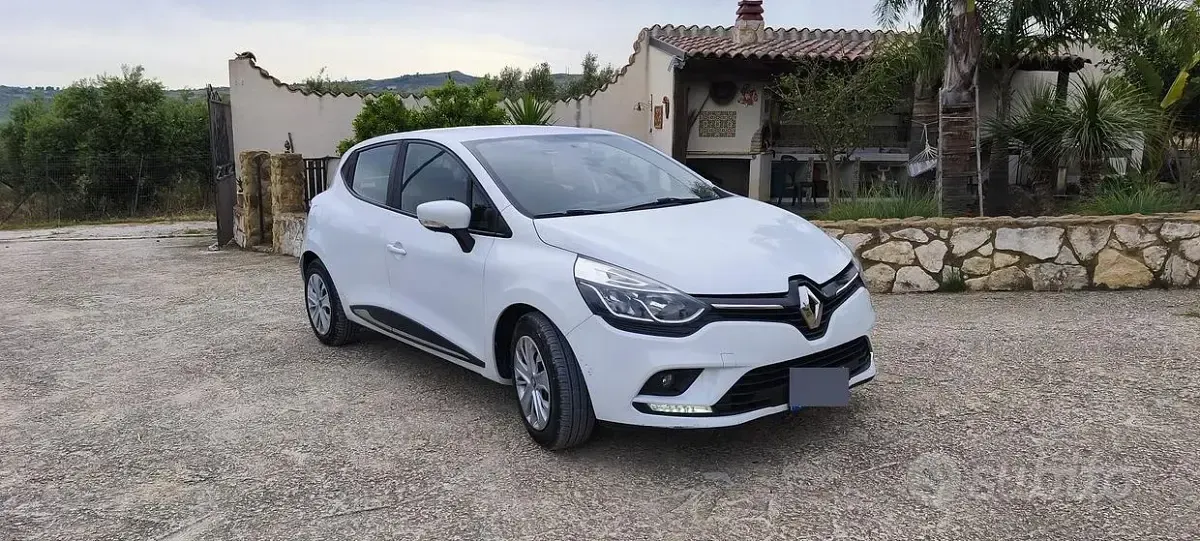 Usata Renault Clio IV 75 CV (55 kW) 2018 Bianco Berlina