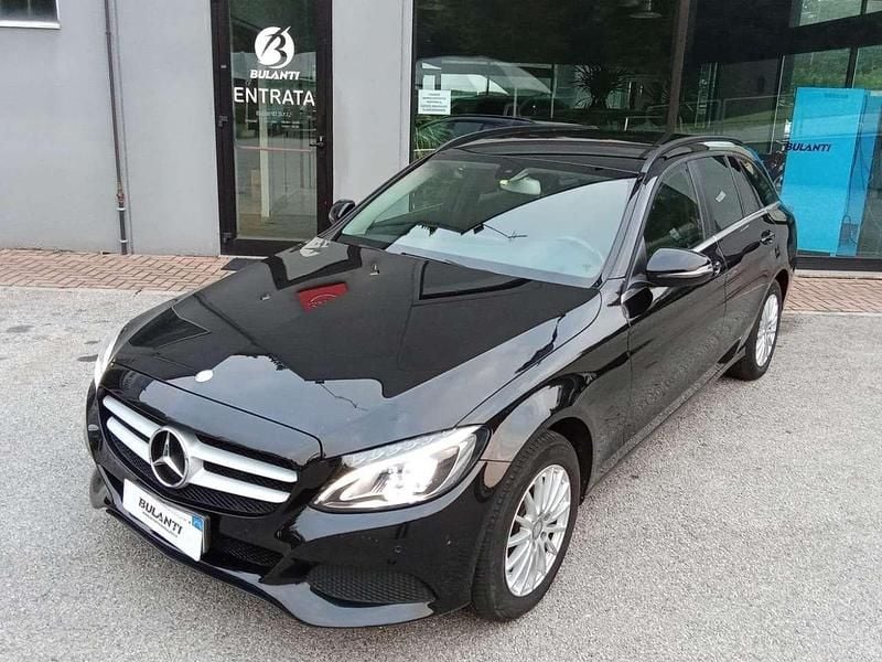 Usata Mercedes C200 Business 136 CV (100 kW) 2017 Nero Station wagon