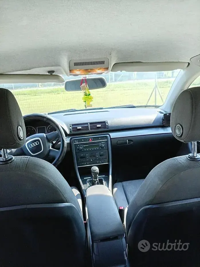 Usata Audi A4 90 CV (66 kW) 2005 Nero Station wagon