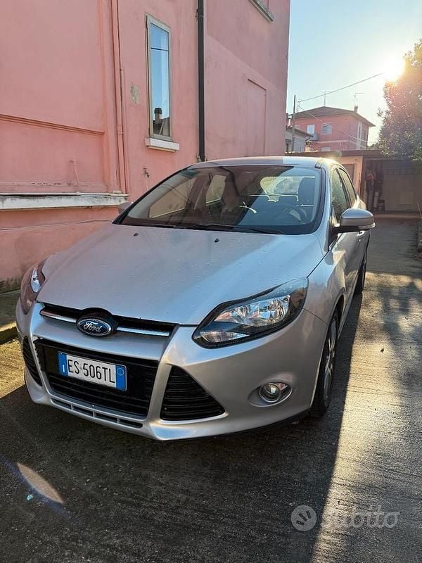 Usata Ford Focus 2012 Grigio Berlina