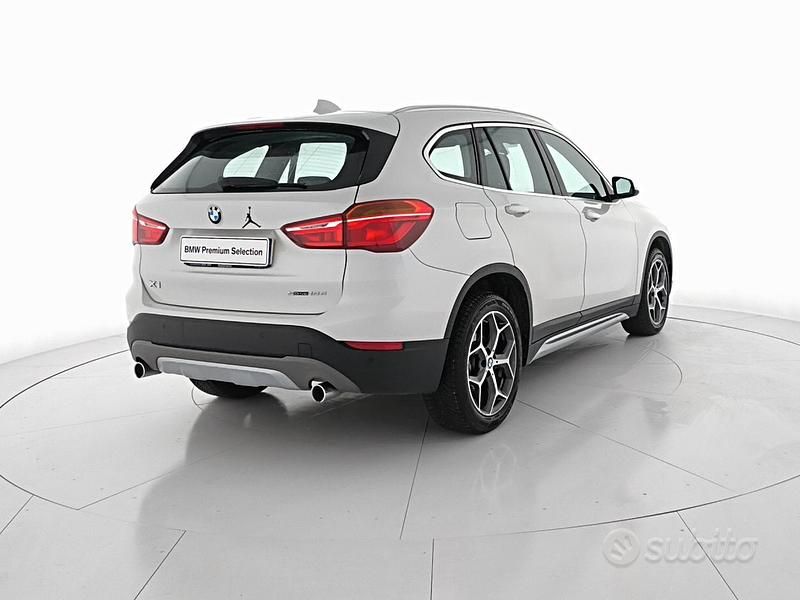 Usata BMW X1 xLine 150 CV (110 kW) 2019 Bianco SUV