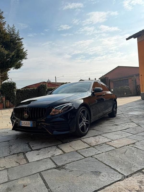 Usata Mercedes E220 2020 Nero Berlina