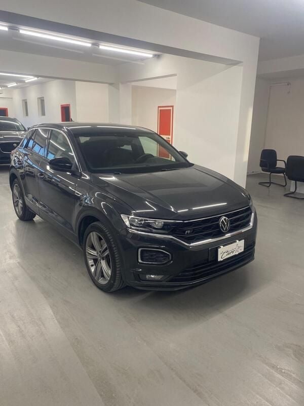 Grigio Usata 2021 VW T-Roc R-line SUV | 21.700 € (Buon prezzo) - Immagine 1/4