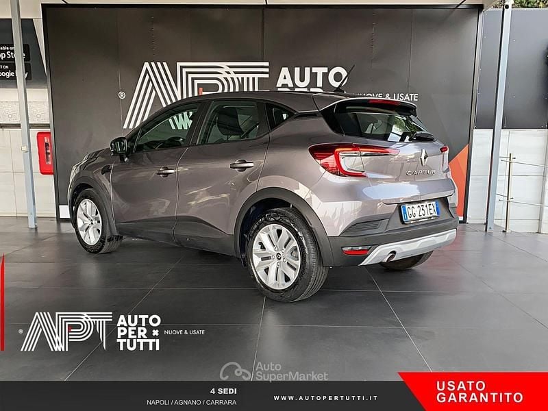 Usata Renault Captur Intens 91 CV (66 kW) 2021 Grigio scuro SUV