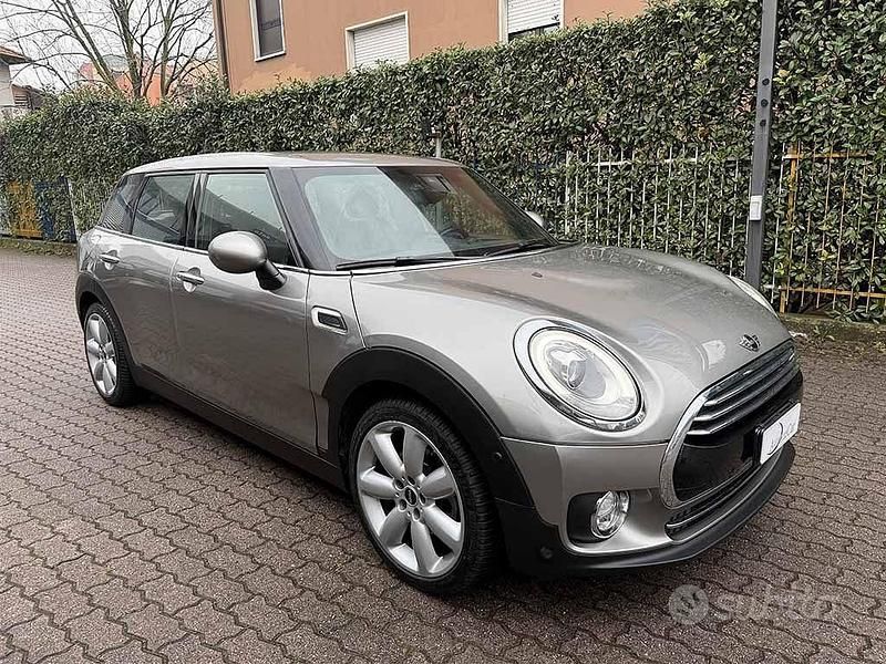 Usata Mini Cooper D Clubman Hype 150 CV (110 kW) 2016 Grigio / metallizzato Station wagon