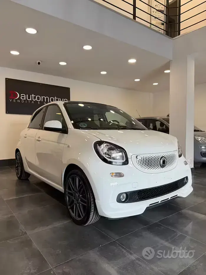 Usata Smart ForFour Brabus 90 CV (66 kW) 2018 Bianco Utilitaria