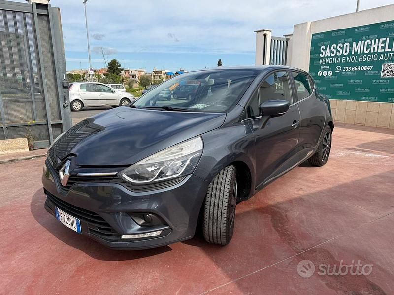 Usata Renault Clio IV Zen 75 CV (55 kW) 2016 Grigio Berlina