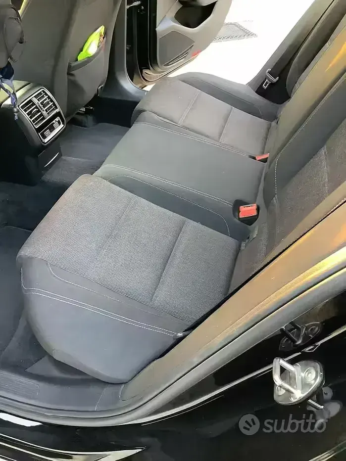 Usata VW Passat 150 CV (110 kW) 2017 Nero Station wagon