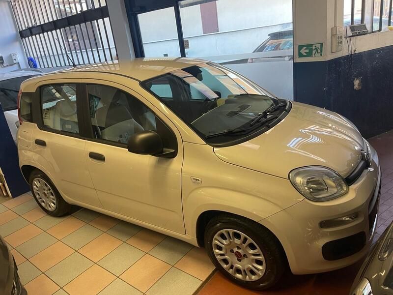 Usata Fiat Panda Lounge 95 CV (69 kW) 2016 Beige Utilitaria