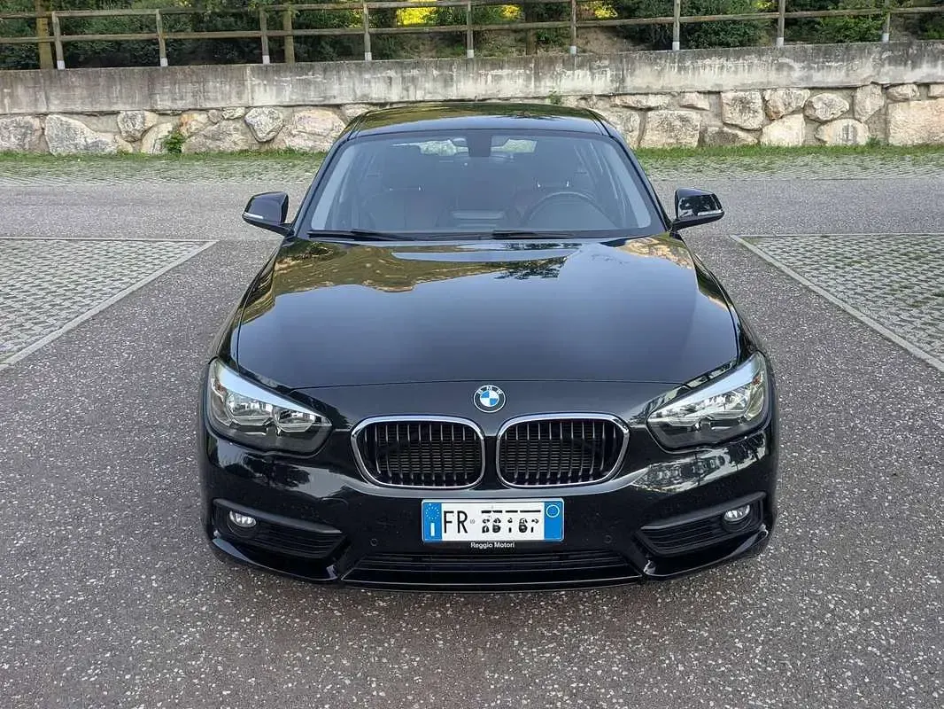 Usata BMW 120 Advantage 190 CV (139 kW) 2018 Nero Utilitaria