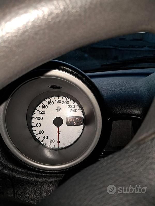 Usata Alfa Romeo 156 2004 Grigio Berlina