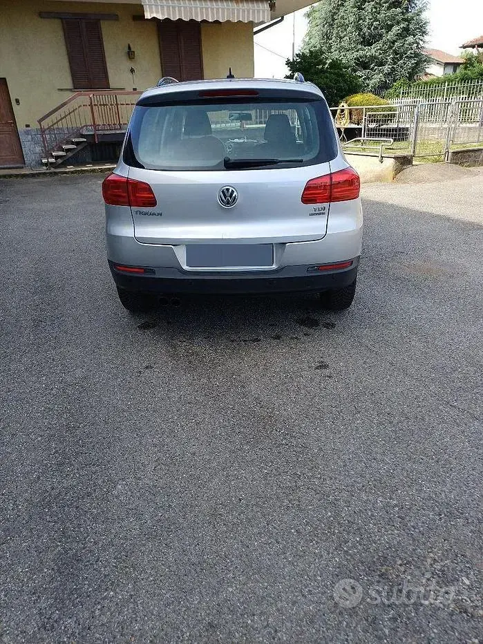Usata VW Tiguan 110 CV (80 kW) 2014 Grigio SUV