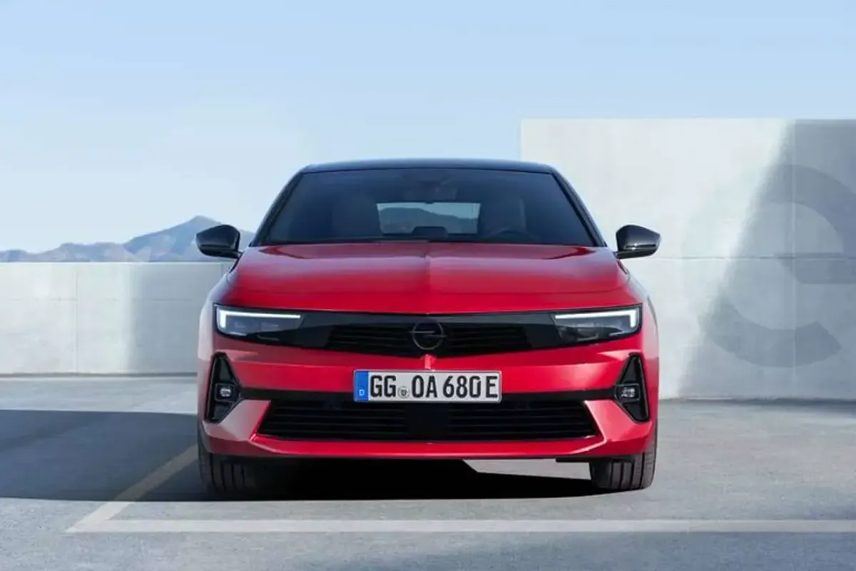 Nuova Opel Astra Ultimate 131 CV (96 kW) 2026 Argento Station wagon