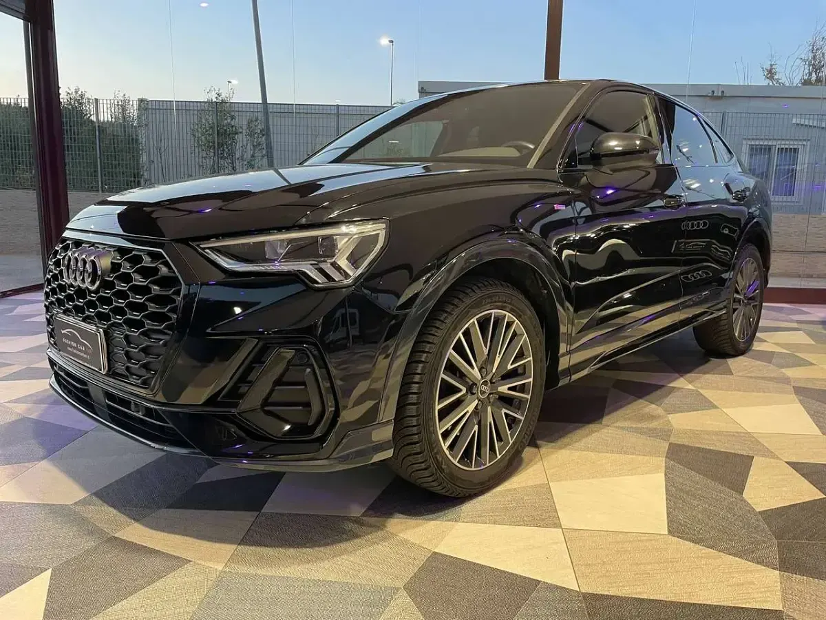 Usata Audi Q3 Sportback S-Line 200 CV (147 kW) 2022 Nero mito metallizzato SUV