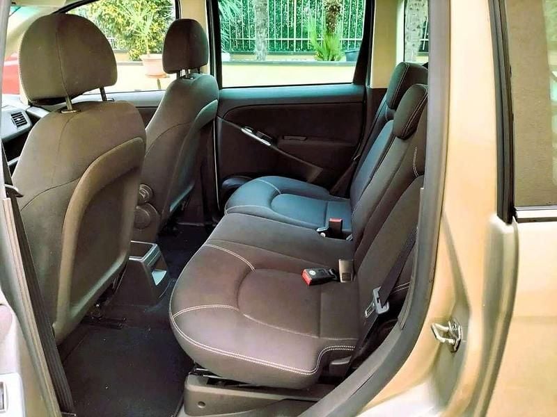 Usata Lancia Musa S 92 CV (67 kW) 2011 Oro Monovolume