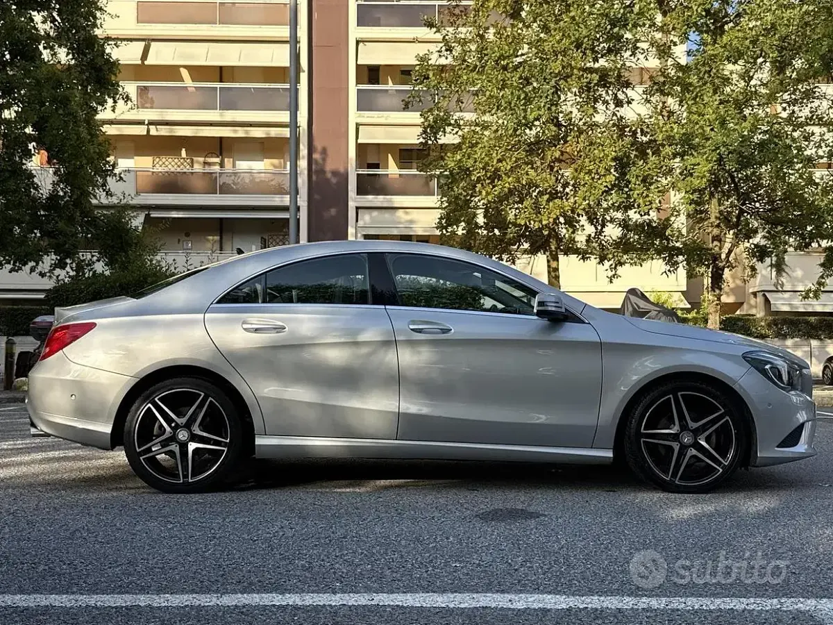 Usata Mercedes CLA200 136 CV (100 kW) 2014 Grigio Coupé