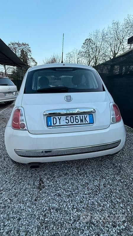 Usado Fiat 500 75 CV (55 kW) 2010 Blanco Utilitario