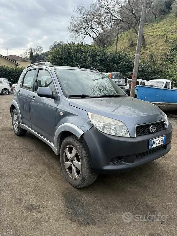 Usata Daihatsu Terios 2008 Grigio SUV