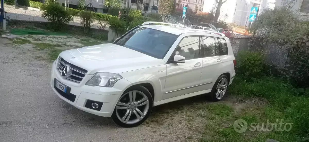 Usata Mercedes GLK220 170 CV (125 kW) 2011 Bianco SUV