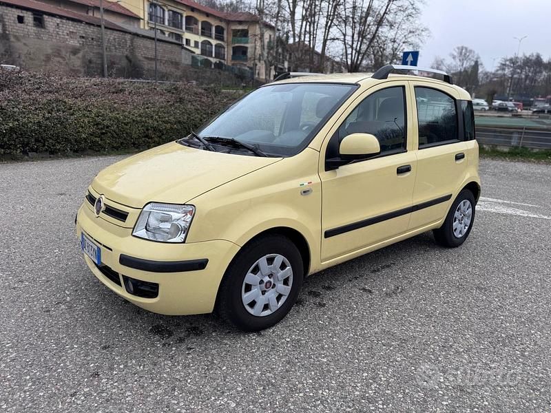 Usata Fiat Panda Emotion 69 CV (50 kW) 2009 Giallo Utilitaria