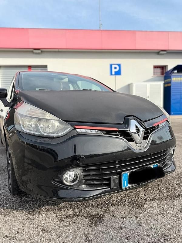 Usata Renault Clio IV 90 CV (66 kW) 2013 Nero Berlina