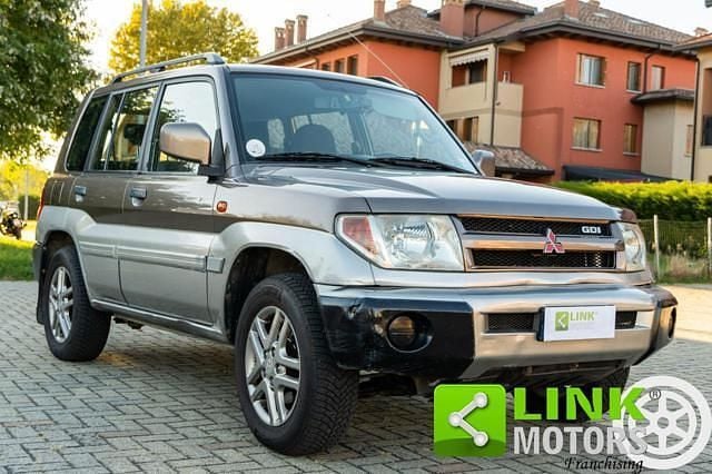 Usata Mitsubishi Pajero 129 CV (94 kW) 2002 Marrone SUV