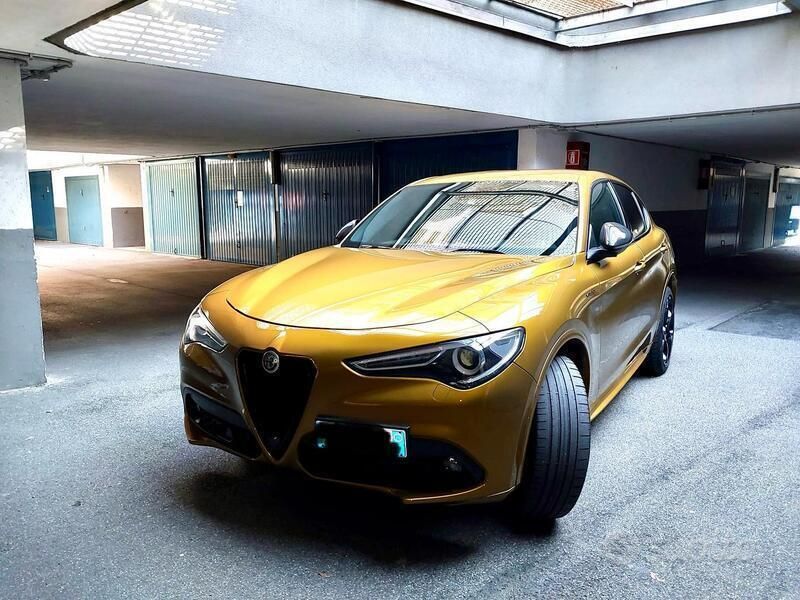 Usata 2022 Alfa Romeo Stelvio Veloce SUV | 34.000 € (Buon prezzo) - Immagine 1/4