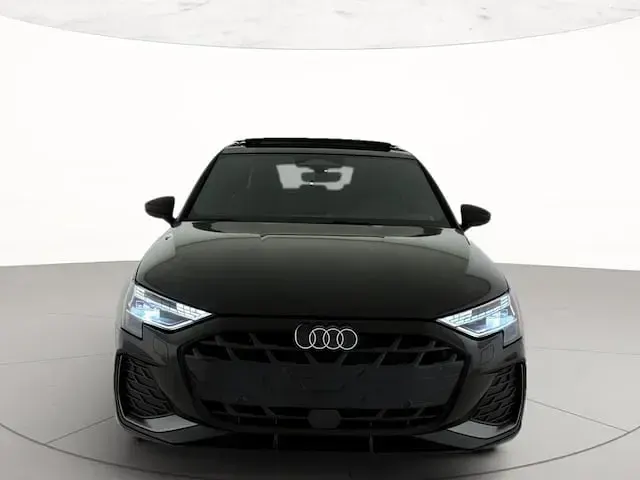 Usata Audi A3 S-Line 150 CV (110 kW) 2025 Nero metallizzato Berlina
