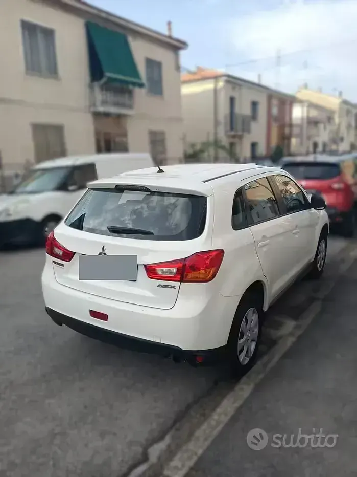 Usata Mitsubishi ASX Inform 117 CV (86 kW) 2014 Bianco SUV