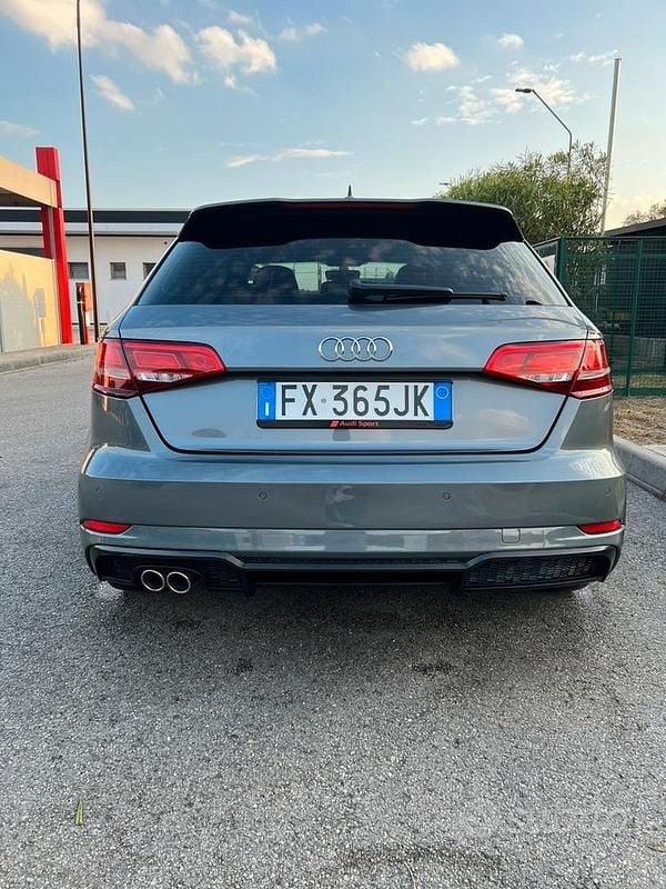 Usata Audi A3 S-Line 116 CV (85 kW) 2017 Grigio Berlina
