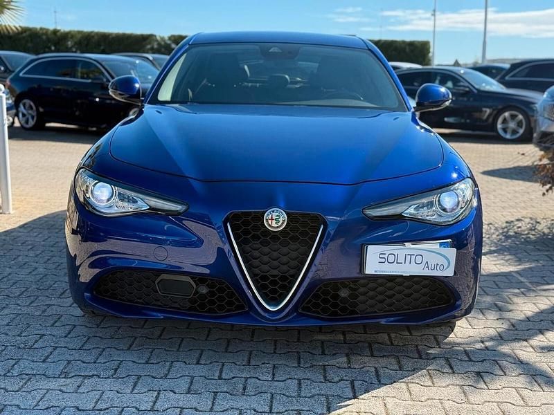 Usata Alfa Romeo Giulia Executive 190 CV (139 kW) 2021 Blu Berlina