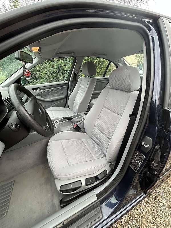 Usata BMW 320 136 CV (100 kW) 2000 Blu/azzurro Berlina