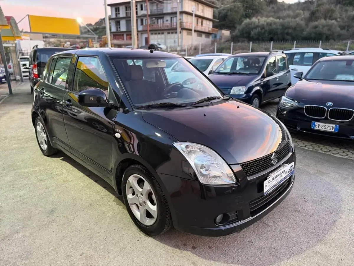 Usata Suzuki Swift 75 CV (55 kW) 2008 Nero Utilitaria