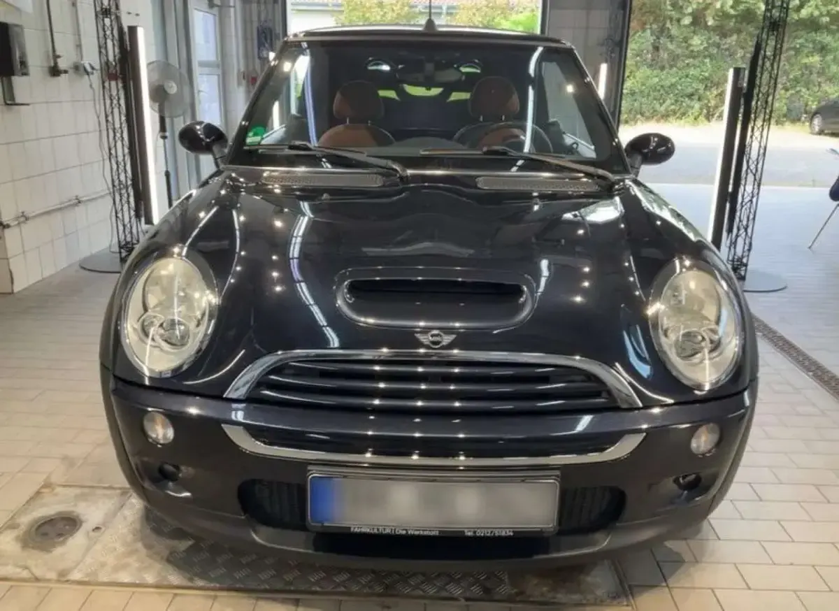 Usata Mini Cooper S Cabriolet 170 CV (125 kW) 2008 Nero Cabrio