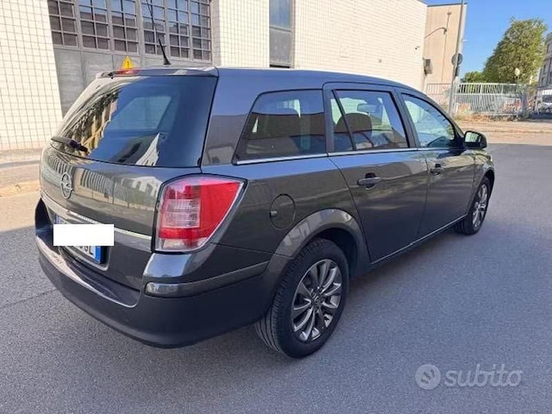 Usata Opel Astra S 90 CV (66 kW) 2010 Grigio Station wagon