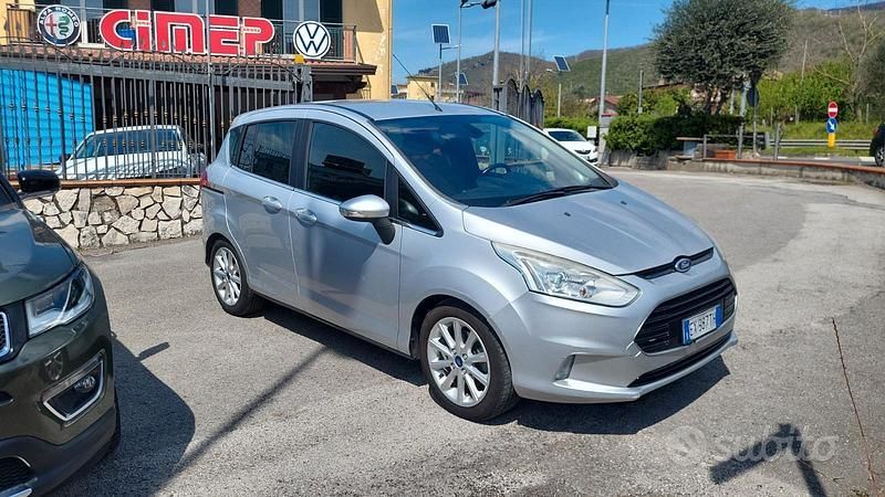 Usata Ford B-MAX 90 CV (66 kW) 2015 Grigio Monovolume