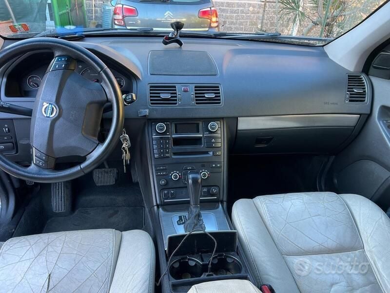 Usata Volvo XC90 185 CV (136 kW) 2008 Grigio SUV