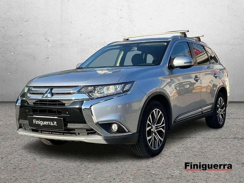 Usata Mitsubishi Outlander Instyle 150 CV (110 kW) 2016 Other SUV