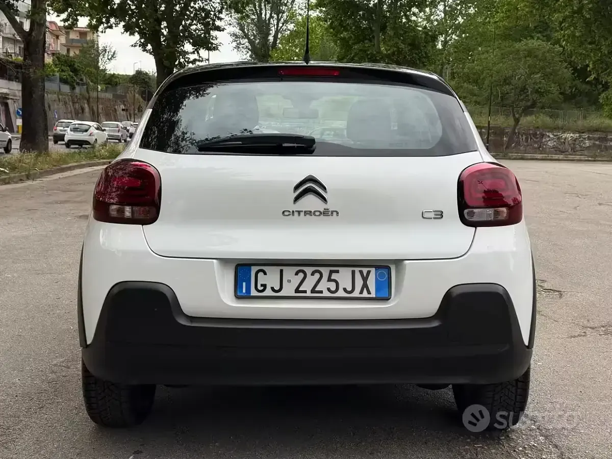 Usata Citroën C3 PureTech 83 CV (61 kW) 2022 Bianco Utilitaria