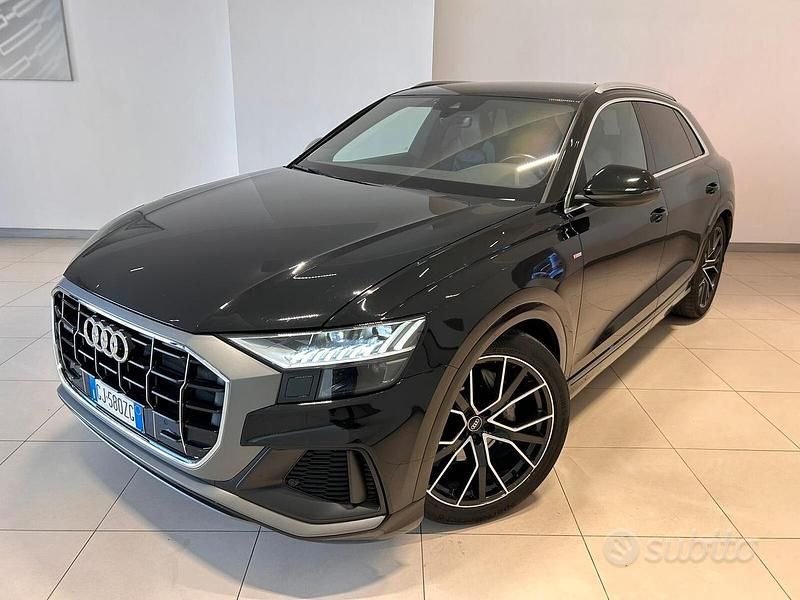 Nero Usata 2022 Audi Q8 S-Line SUV | 53.900 € (Super prezzo) - Immagine 1/4